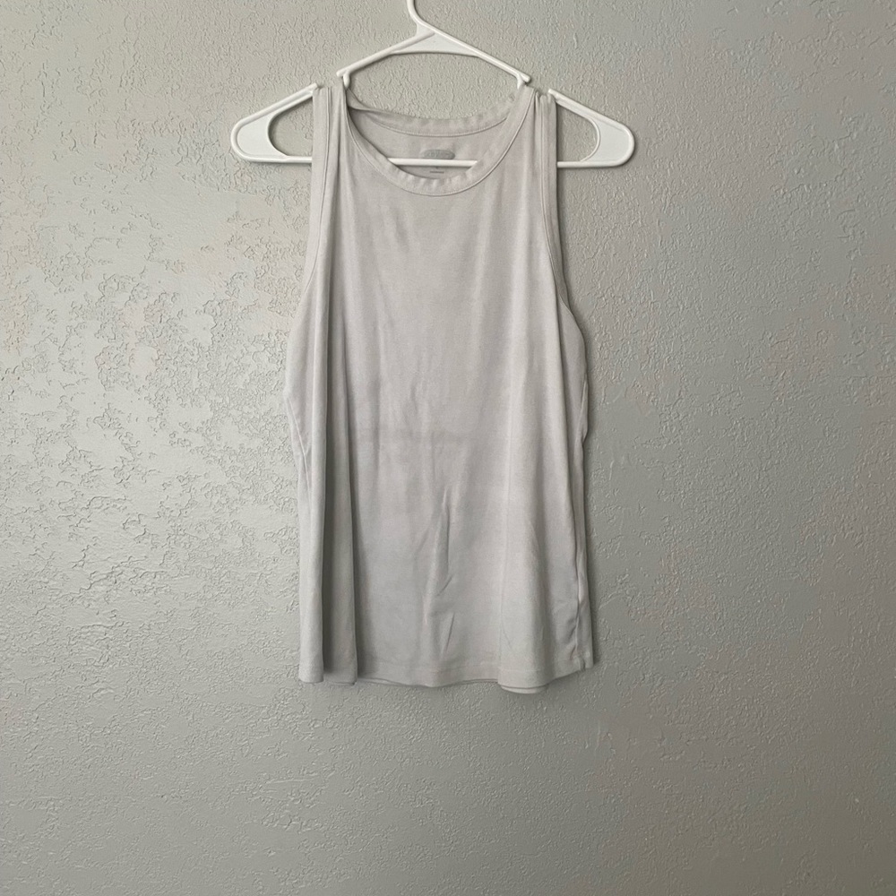 Old navy white tank